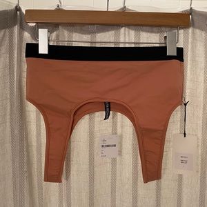 COPY - NWT- Beth Richards - Kim high waisted biki…